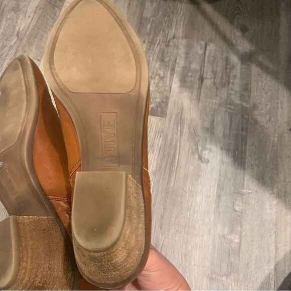 Frye heeled Booties size 8 m leather upper wooden heel - Picture 10 of 10